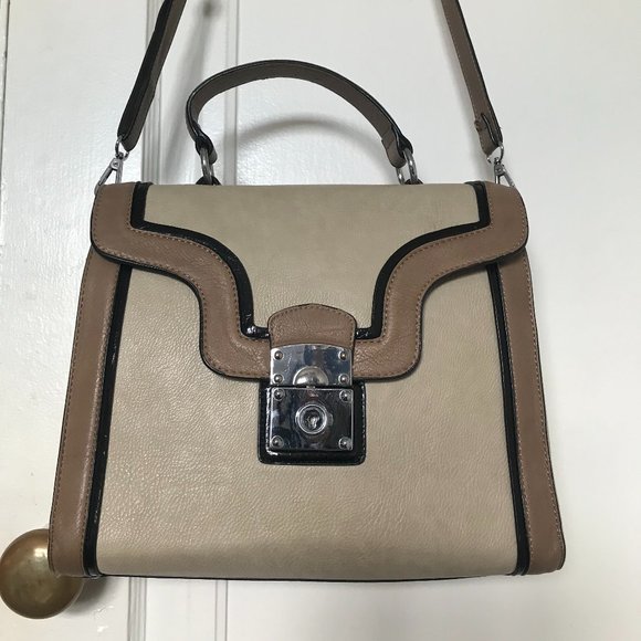 Melie Bianco Beige Bag - Picture 5 of 7